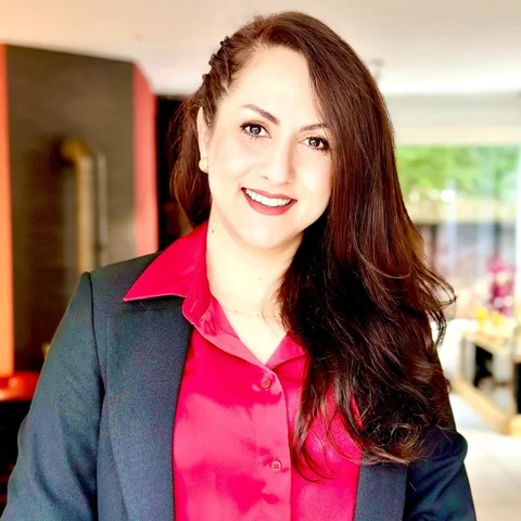 Anahita Ansaripour